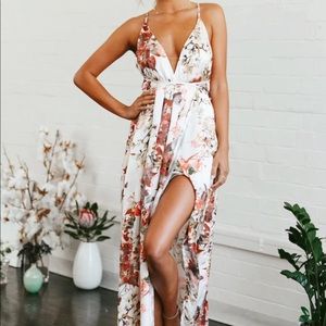 Hello molly mermaid hotel maxi dress white